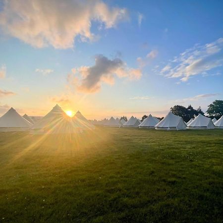 Nine Yards Bell Tents At The Tt - 卡斯尔敦 外观 照片